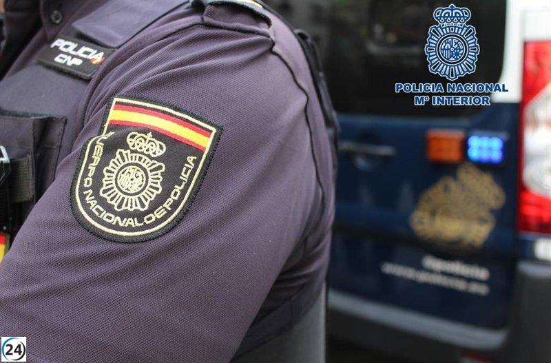 Dos individuos arrestados por ocupar ilegalmente y vandalizar una residencia en Palma