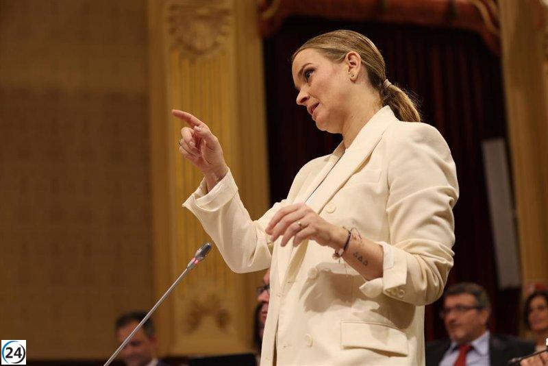 Negueruela acusa a Prohens de no atreverse a comparecer en Baleares y ella afirma que lo hará en el Congreso si la llaman.