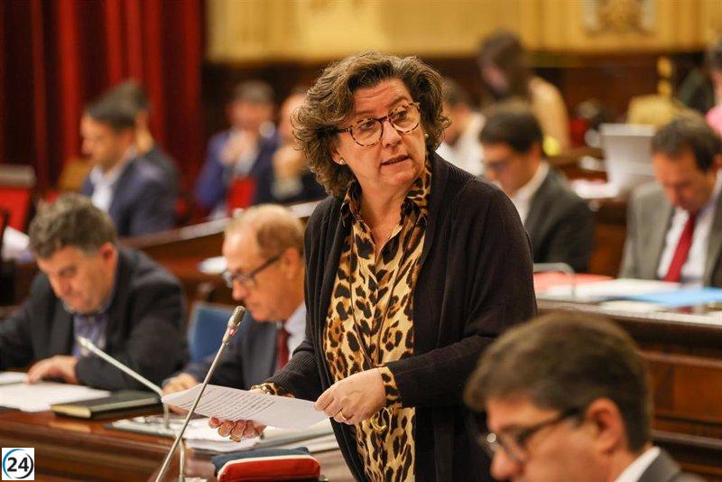 Cirer acusa al anterior Govern de malversar fondos para menores tuteladas