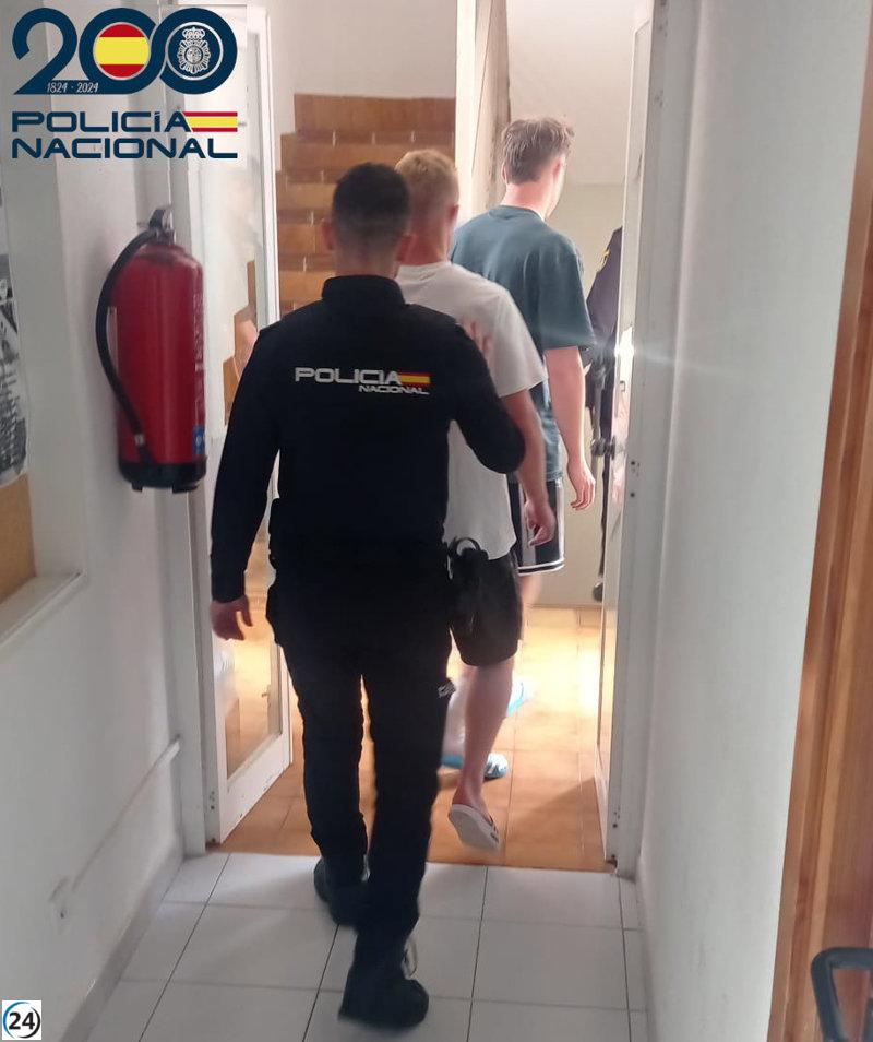 Dos turistas arrestados por causar daños en un hotel valorados en más de 2.000 euros.