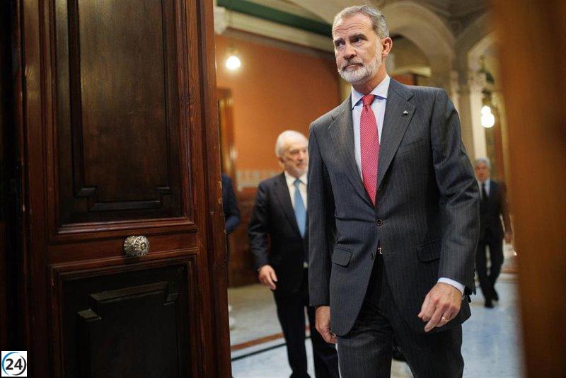 El Parlament solicita a Felipe VI que retire el título de 'Real' a la Academia de la Lengua.