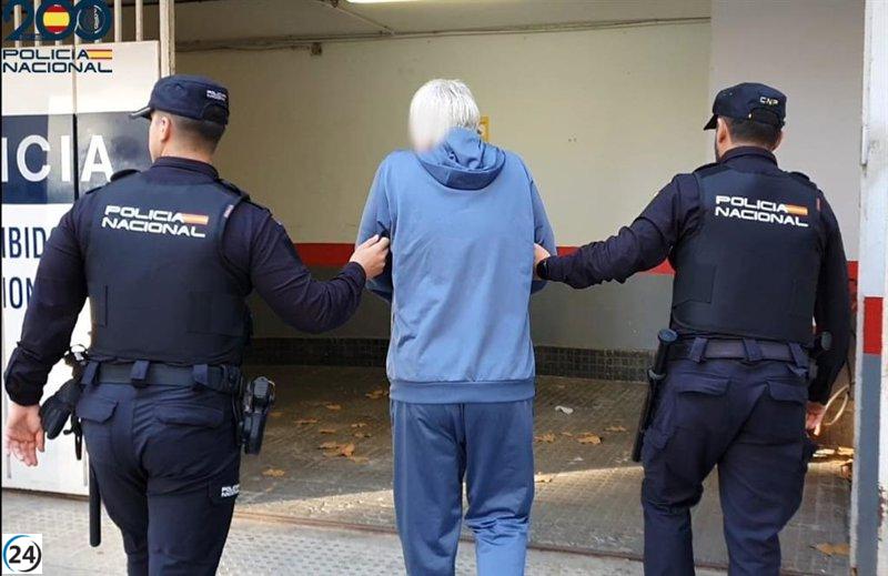 Arrestan a dos sospechosos de blanqueo en la adquisición de un chalé de lujo en Marratxí.