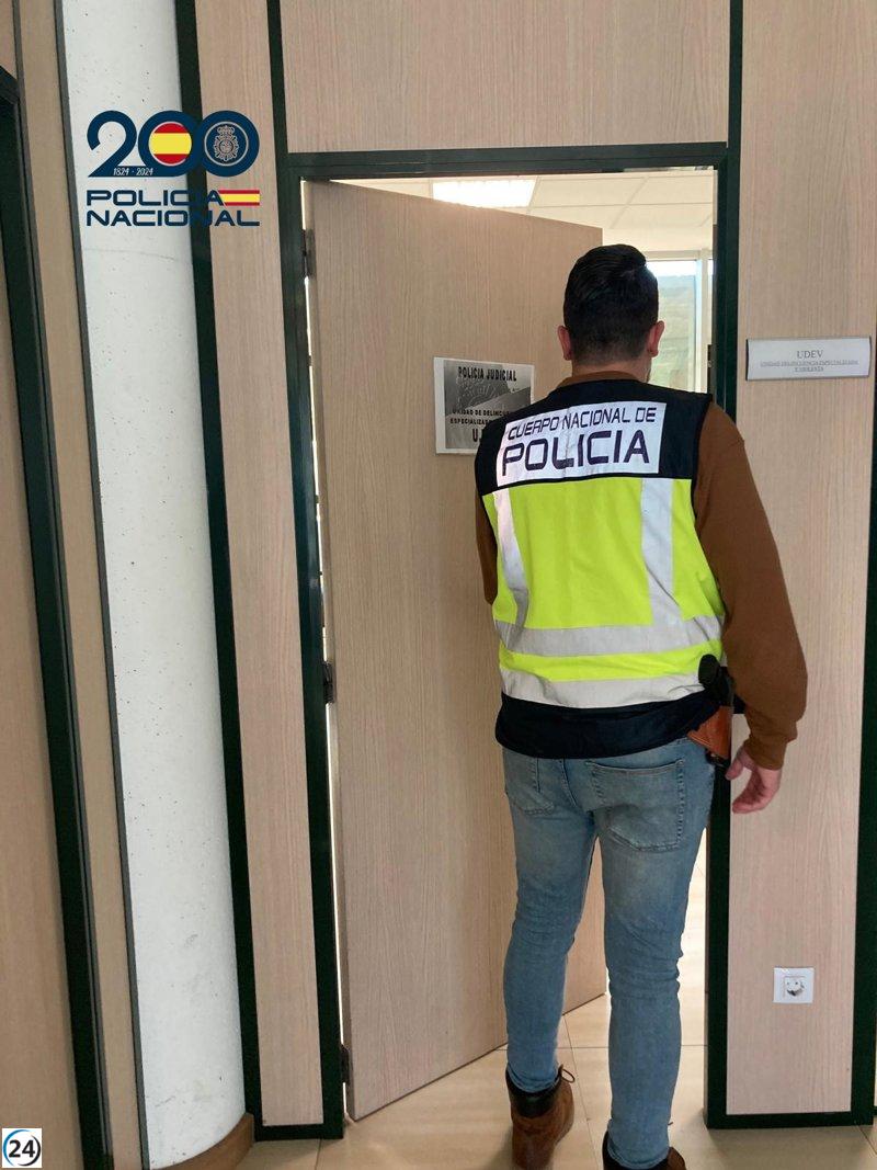 Pareja arrestada en Ibiza por agredir y robar a un hombre.