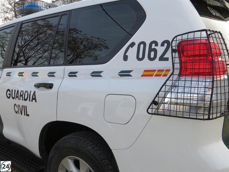 Arrestan a dos hombres en Ibiza por agredir a un tercero y robarle.