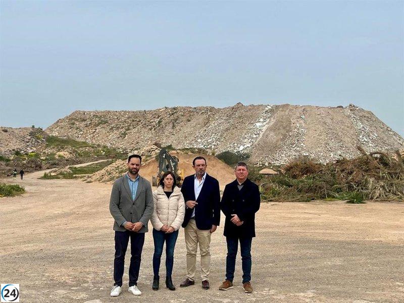 El Govern cierra de forma inmediata las operaciones ilegales en el sector de residuos de Es Cap, Formentera.