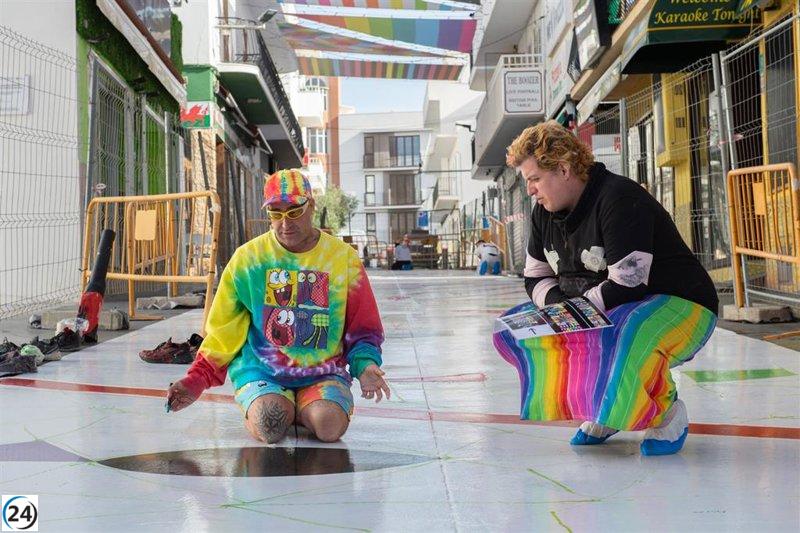 Okuda San Miguel da vida a una obra sobre diversidad social en las calles de Sant Antoni, Ibiza.