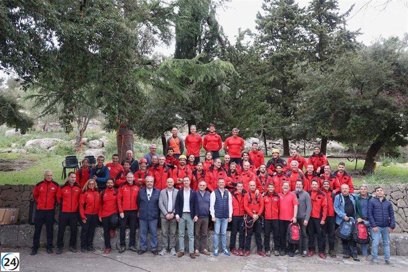 Bomberos de Mallorca conmemoran 25 años del Grupo de Rescate en Lluc.