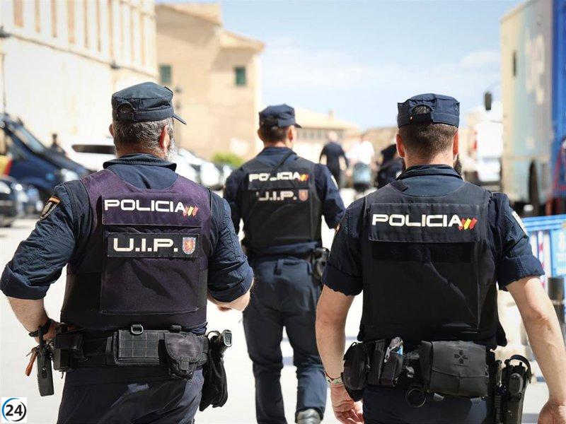 Tres adolescentes arrestados en Palma por hostigar a compañeros escolares.