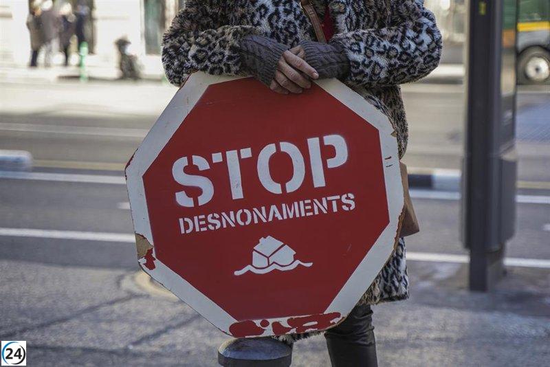 Cort finaliza la unión de la oficina antidesahucios con la de antiprocesos, acuerdo alcanzado con Vox.