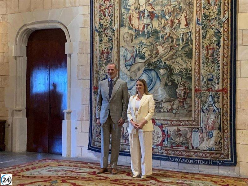Inicia la reunión entre el Rey Felipe VI y Prohens en el Palacio de la Almudaina.
