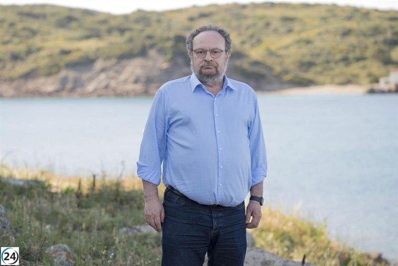 El socialista Damià Borràs renuncia a su escaño en el Parlament, siendo reemplazado por Vero Llufriu.