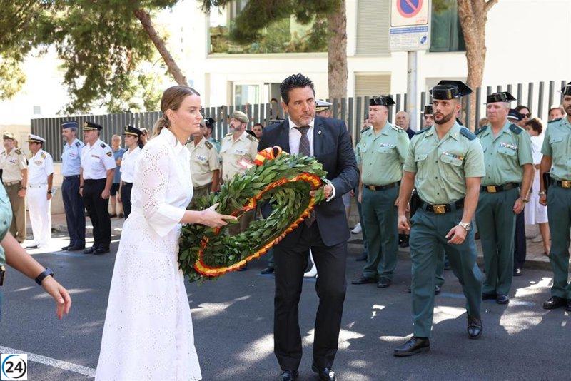 Calvià conmemora el 16º aniversario del atentado contra guardias civiles por parte de ETA.