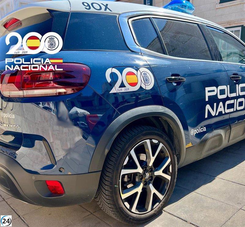 Apresado por atacar a su pareja ante sus hijos en Cala en Porter.