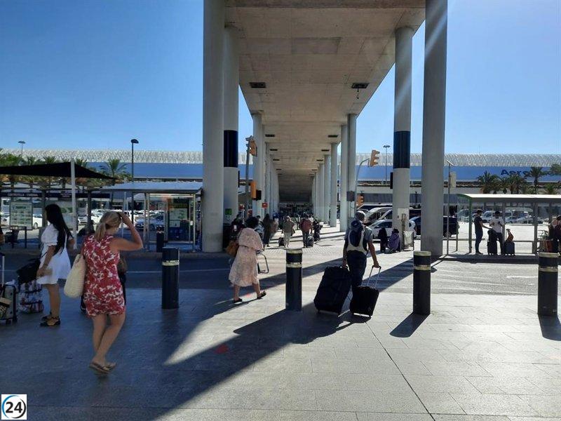 Baleares registra 1.555 vuelos en sus aeropuertos este domingo.