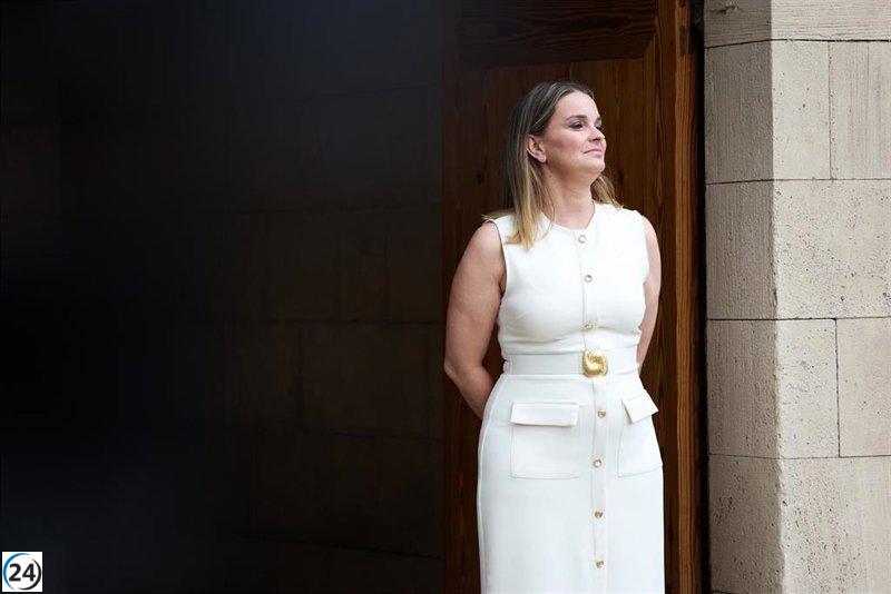 Prohens critica al Gobierno por no reconocer la crisis migratoria en Baleares antes de su anuncio oficial.