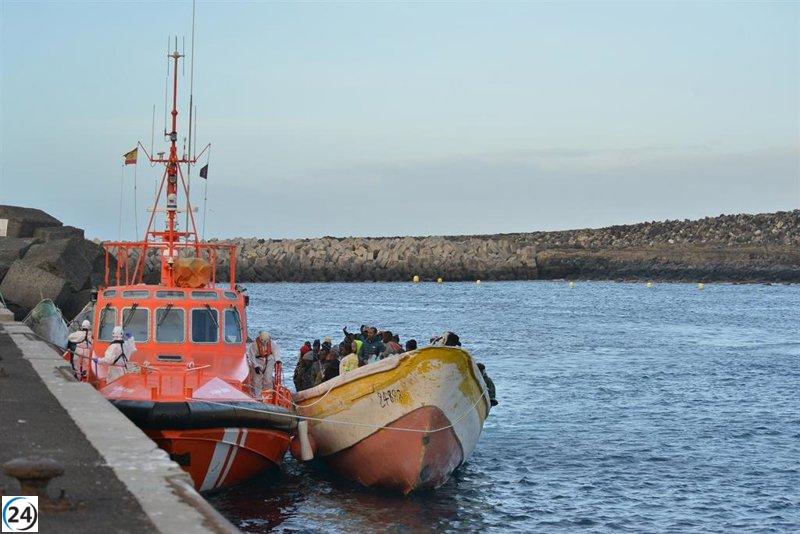 Ciento ochenta y cinco migrantes fueron salvados en Baleares tras su llegada en varias embarcaciones los últimos dos días.