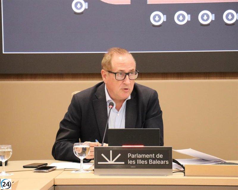 Lafuente admite desafíos en el suministro de agua en Ibiza, pero asegura que no habrá interrupciones.