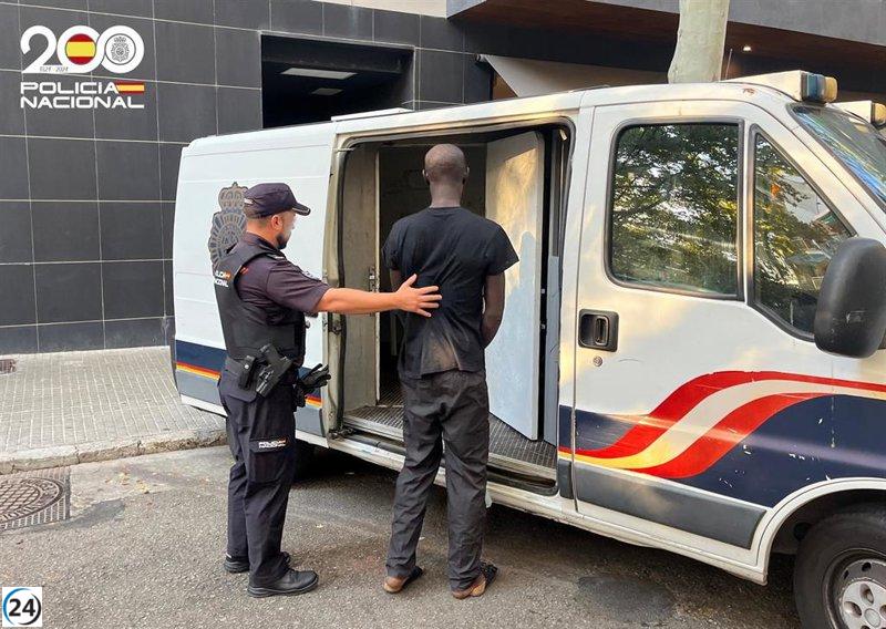 Detenido por asaltos violentos en cafeterías, supermercados y escuelas de Palma.