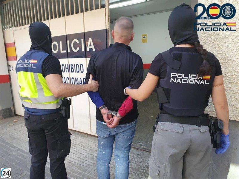 Intervención policial en Palma desmantela red de venta de drogas gracias a denuncias vecinales.
