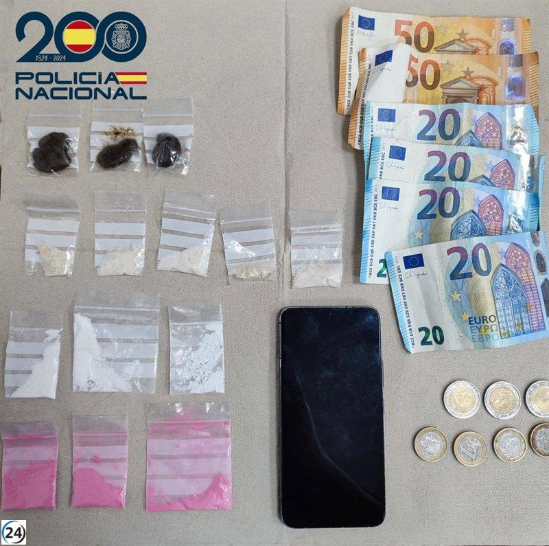 Arrestado en Palma camino a fiesta clandestina con drogas de diversas clases.