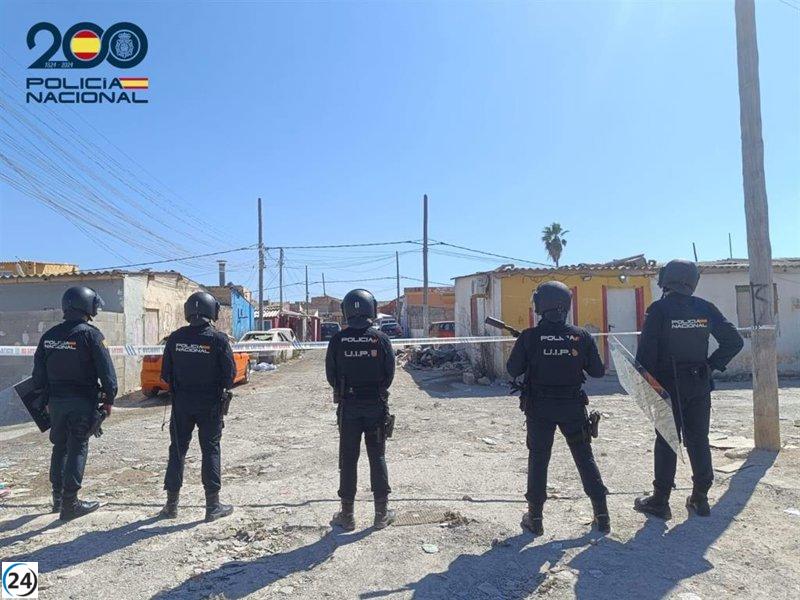 Operativo antidrogas de la Policía Nacional en Son Banya.