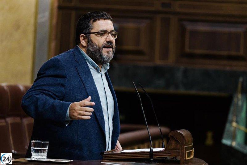 Diputado de Més demanda a Robles detener la edificación de un depósito de explosivos en Palma.