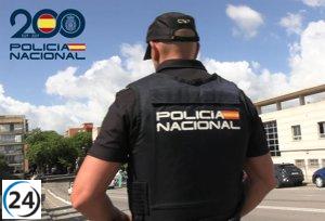 Arresto en Palma por amedrentar a una pareja y a su perro con un cuchillo.