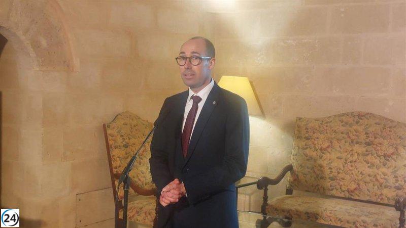 Formentera pide al Parlament que convoque a la delegación para respaldar la reforma constitucional y lograr un senador.