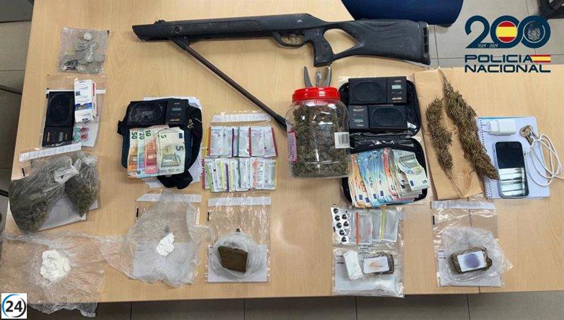 La Policía Nacional cierra cinco narcopuntos en Son Banya, Palma.