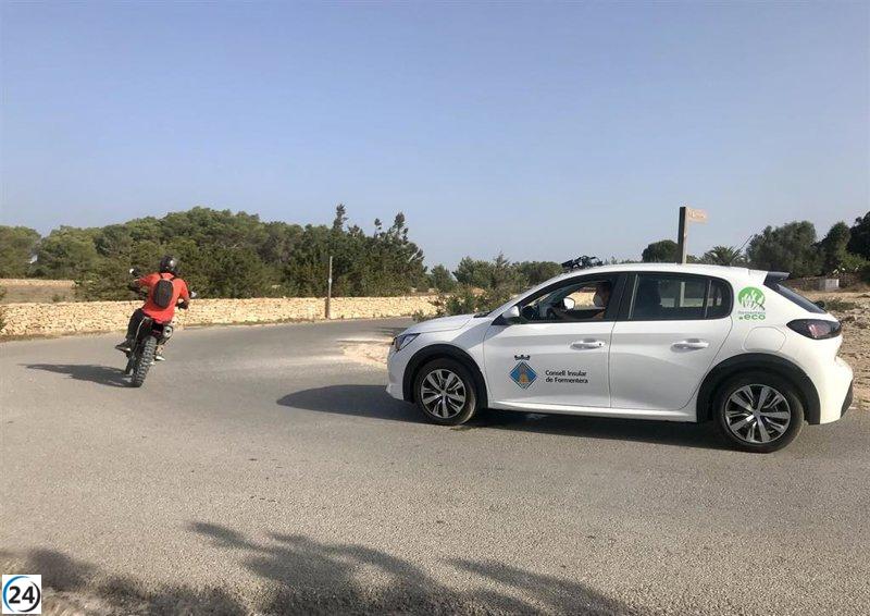 Formentera propone limitar gradualmente el acceso de vehículos contaminantes.