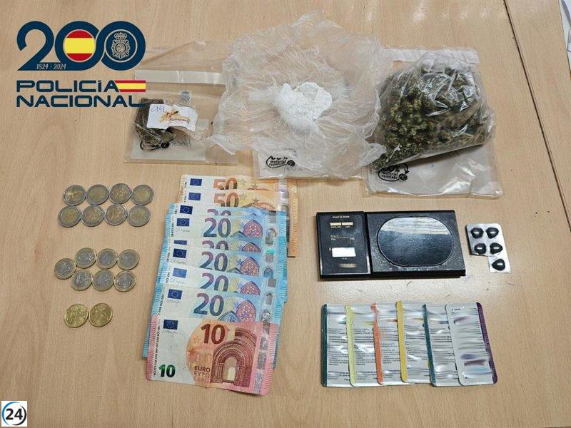 Capturan a dos individuos por tráfico de drogas en Son Banya y Son Gotleu.