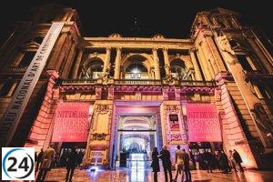 Carles Rebassa se alza con el Premi Sant Jordi por su obra 'Prometeu de mil maneres'.