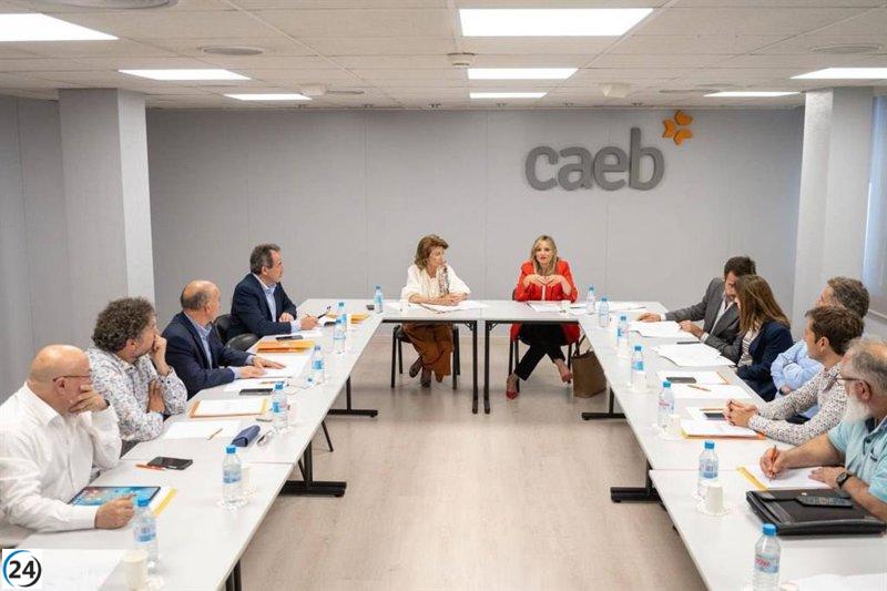 Guasp promete reducir burocracia y revitalizar empresas.