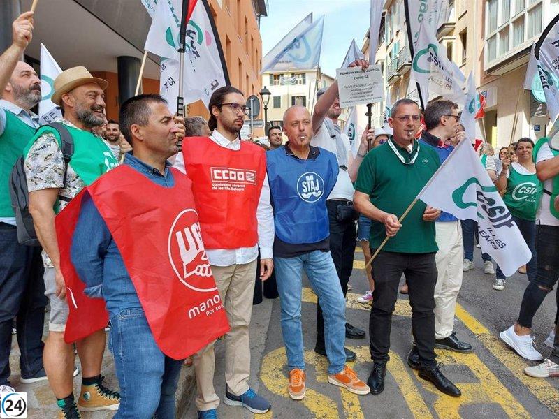 Funcionarios de Justicia en Baleares piden una subida salarial de hasta 400 euros al mes.