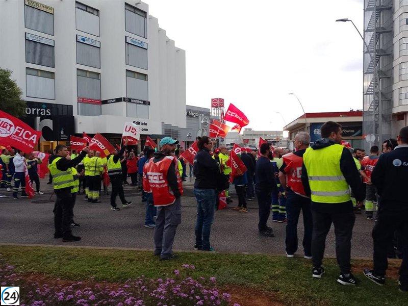 El sector metalúrgico balear desconvoca huelga tras acuerdo de subida salarial del 14%.