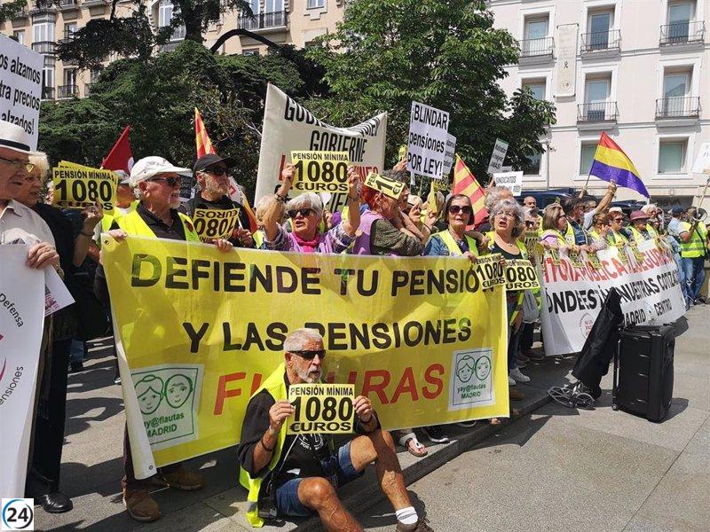Concentración en Baleares por pensiones mínimas de 1.080 euros con centenar de participantes.