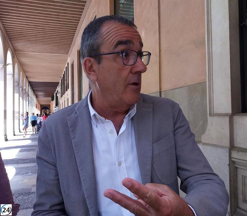 Yllanes exige que Podemos se integre en Sumar tras pedir dimisión de la cúpula del partido.