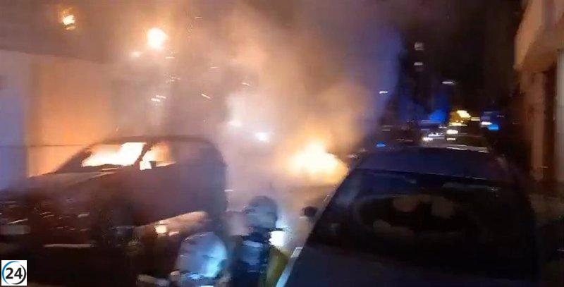 Incendio en Palma provoca daños en varios automóviles tras el incendio de contenedores