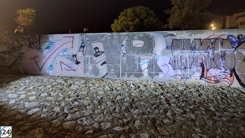 Jóvenes acusados de vandalismo en torrente del Parc de sa Riera.