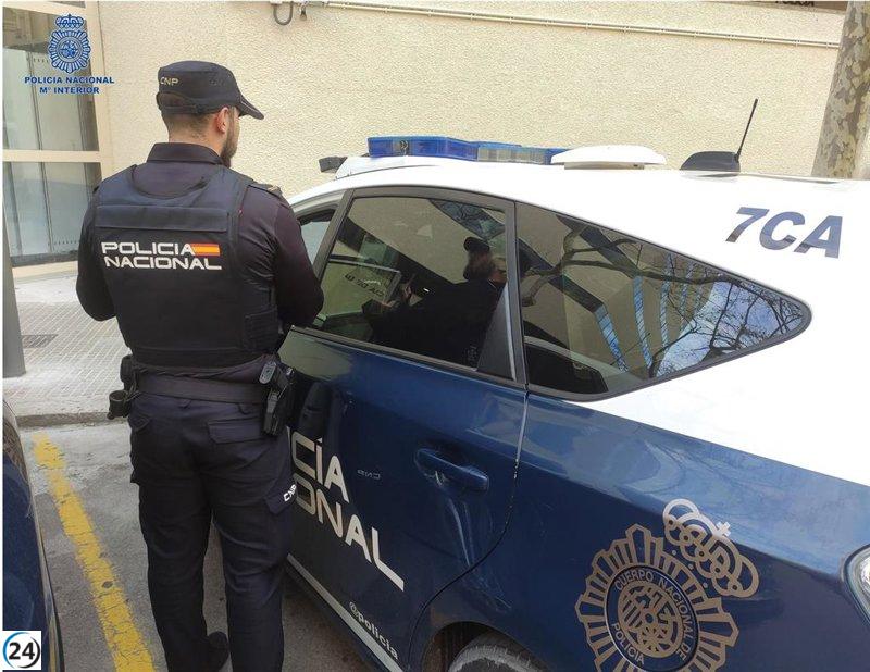 Hombre amenaza y lleva machete a casa de la que tenía orden de alejamiento en Palma