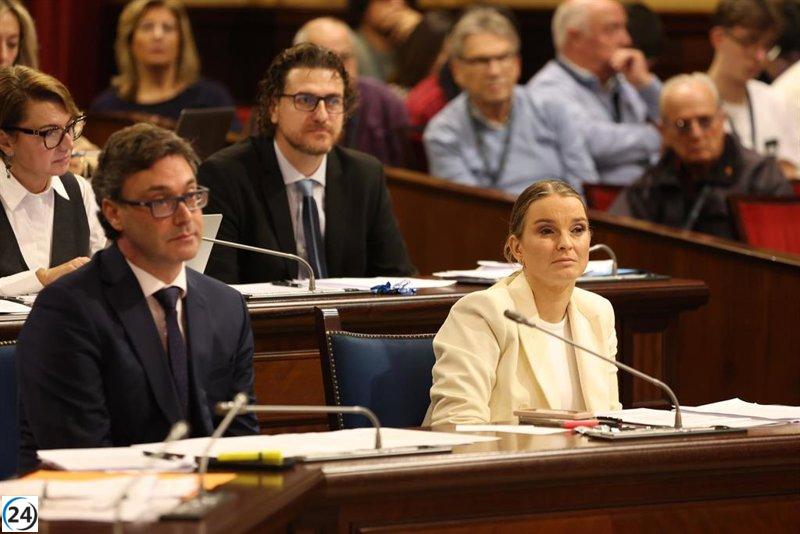 El Parlament elimina el bono de 18.000 euros anuales para altos cargos no residentes en Baleares.