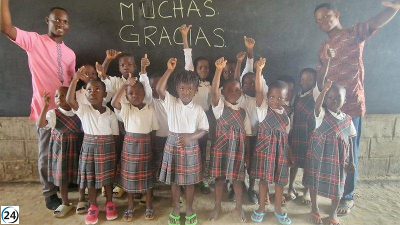 Un migrante togolés se enfrenta heroicamente a la trágica realidad de las pateras: