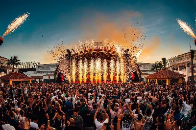 Ibiza: la capital mundial de las fiestas