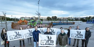 Vecinos de Alcúdia protestan por la contaminación acústica del puerto